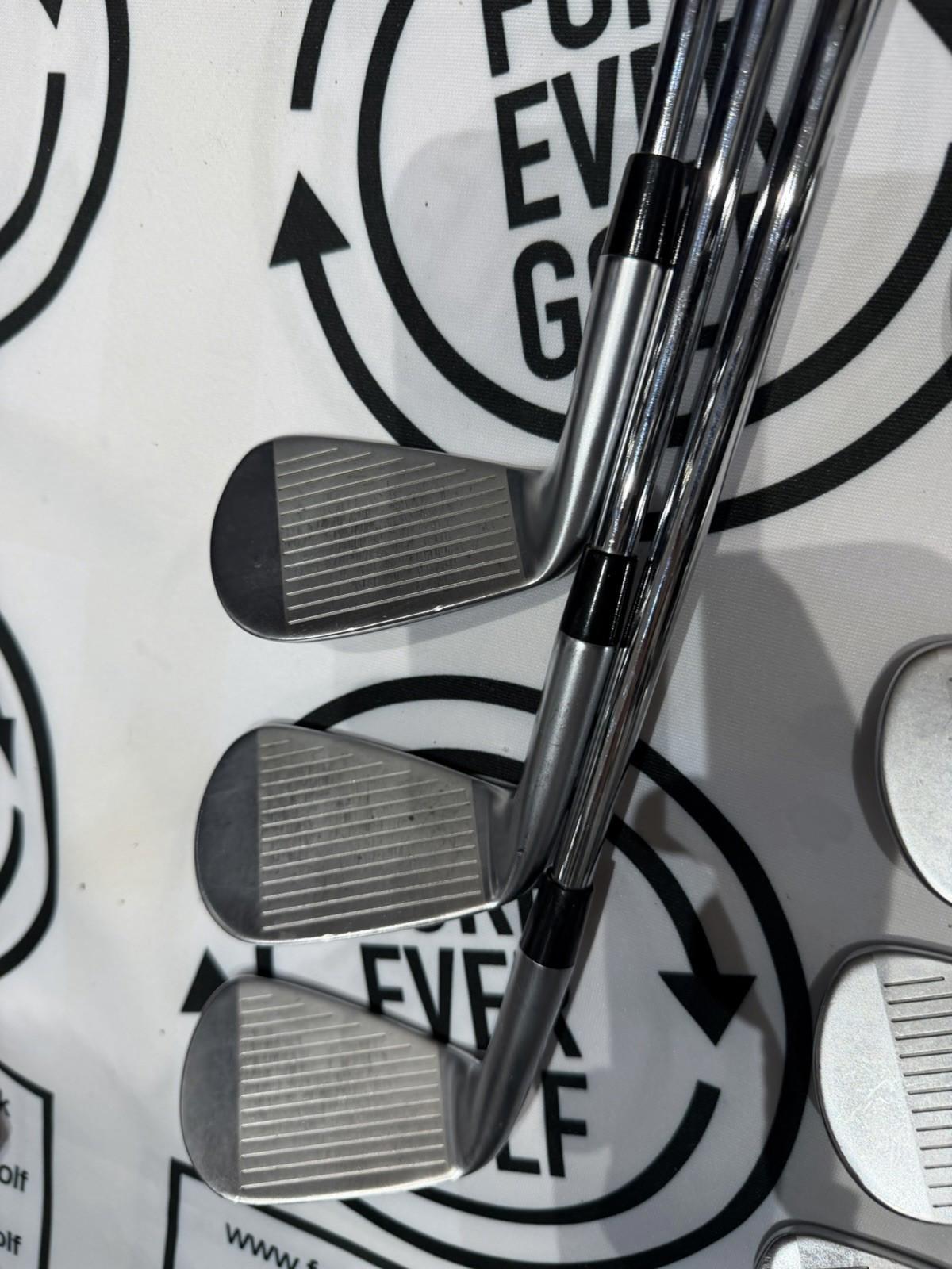 CALLAWAY APEX PRO 2024 IRONS / 4 - PW / Mens RH / Project X 6.5 X Flex Shafts