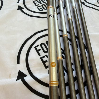 PXG 0211 ST IRONS / 5 - PW / 115g STEEL FIBER Shafts / RH / GOOD USED