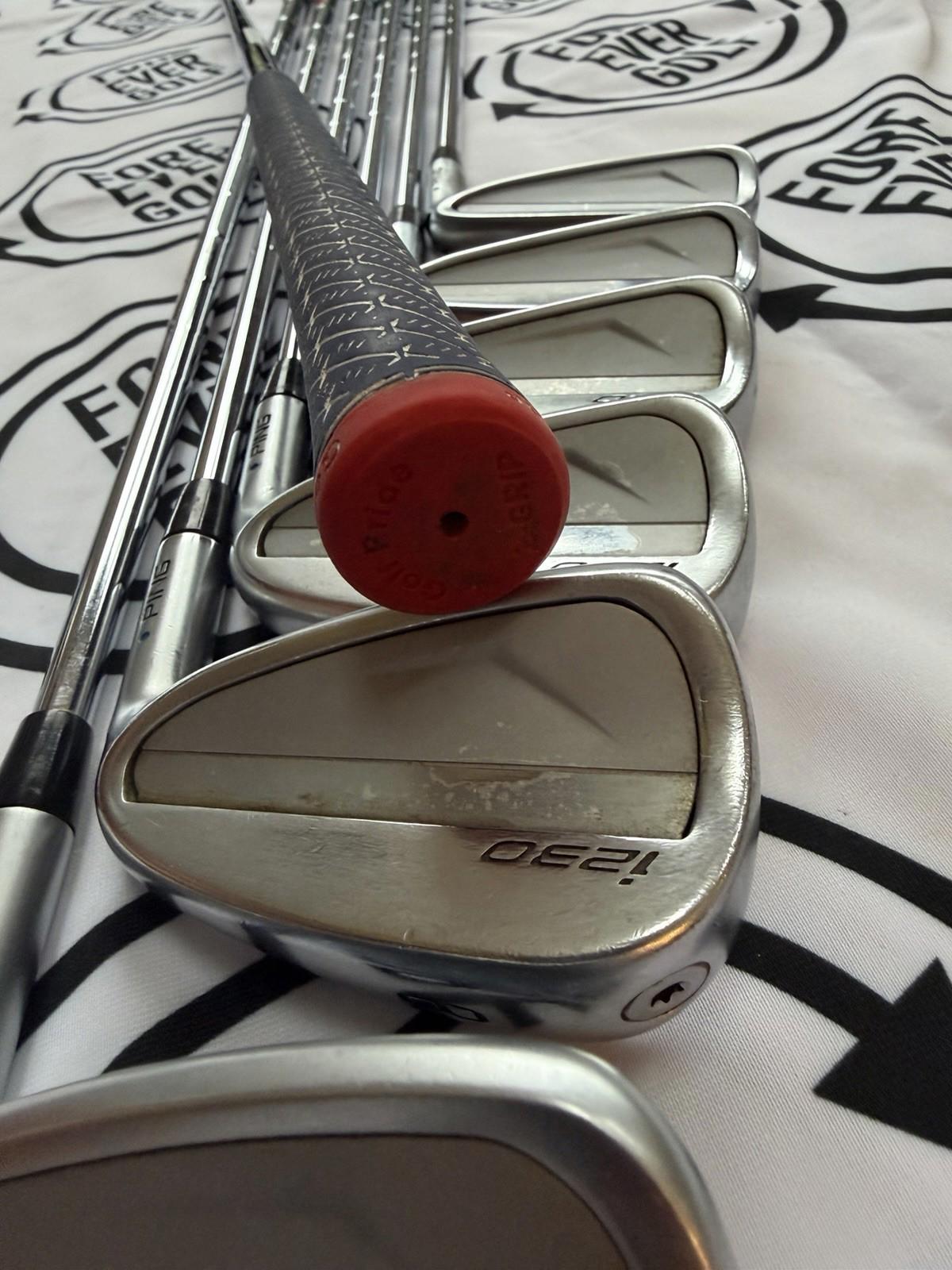 PING i230 IRONS / 4 - PW / Mens RH /  BLUE Dot / 120g Stiff Flex / GOOD USED