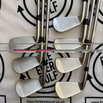 TITLEIST 718 CB IRONS / 4 - PW / Mens RH / S300 AMT White Stiff Flex / GOOD USED