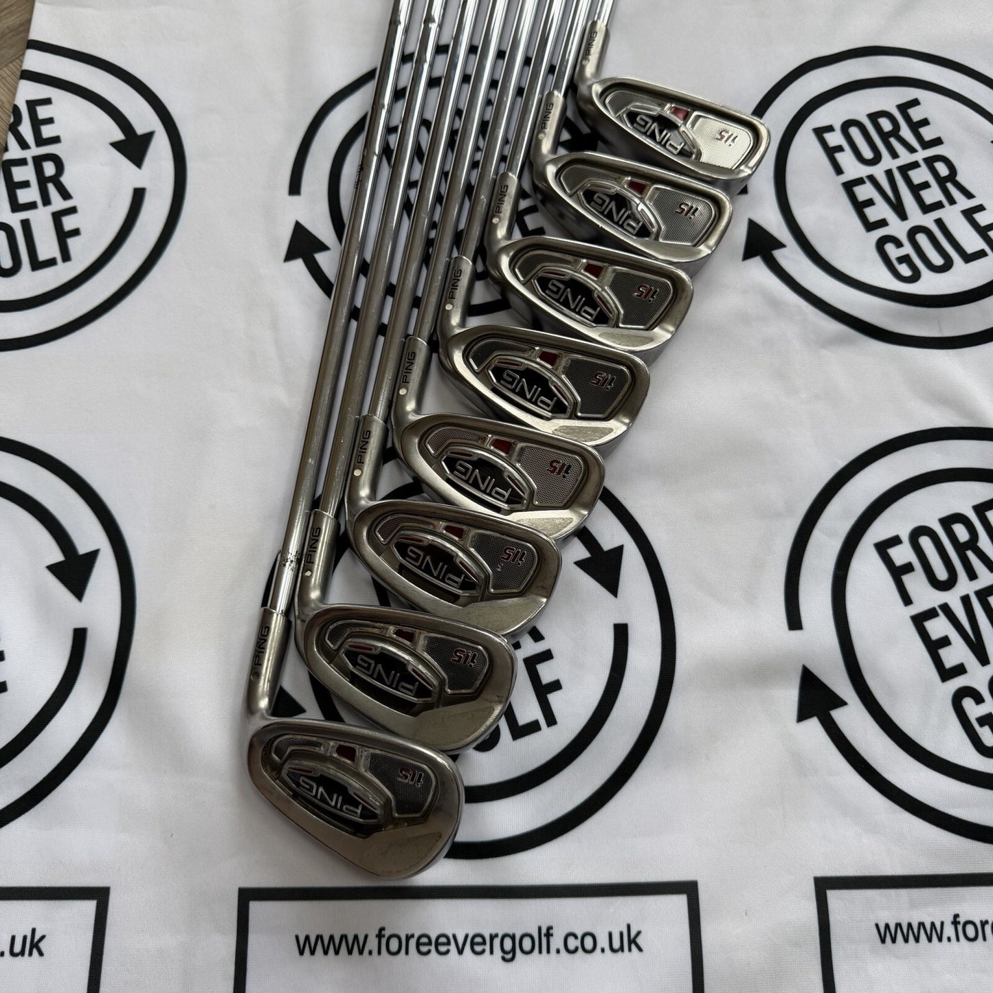 PING i15 IRONS / 3 - PW / RH / White Dot / Reg Flex / OK USED