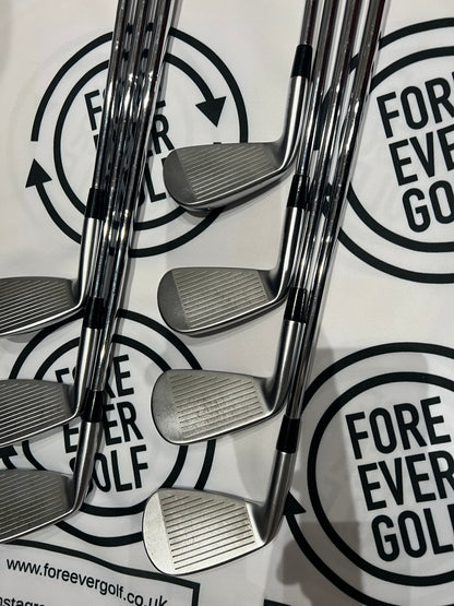 MIZUNO JPX 923 FORGED IRONS / 5 - GW / Mens RH / Stiff Flex