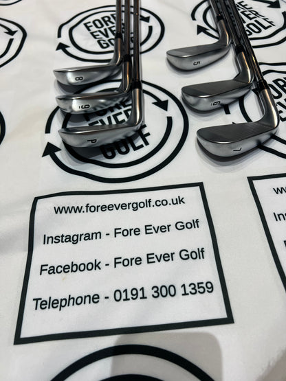 CALLAWAY APEX Ai200 IRONS / 5 - PW / RH / 90g Reg Flex