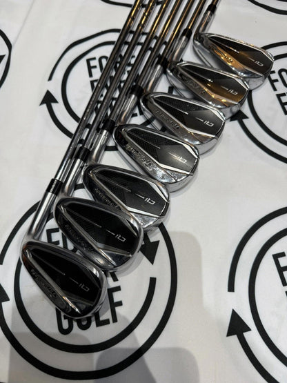 TAYLORMADE Qi IRONS / 4 - PW / Mens TH / 85g Stiff Flex / V.GOOD USED