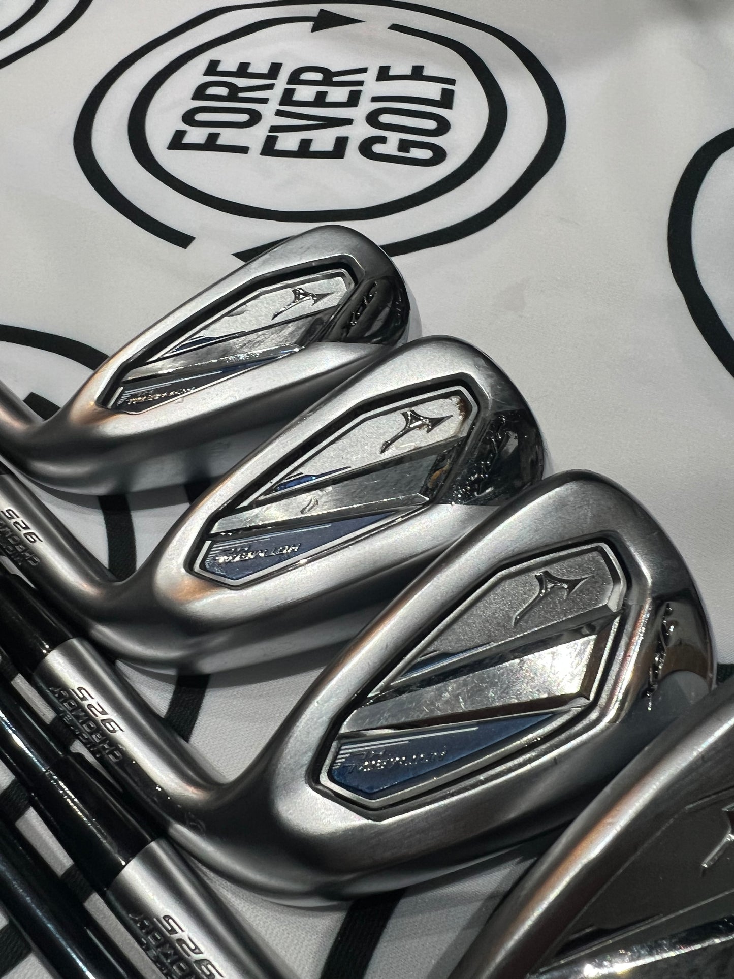 MIZUNO JPX 925 HL IRONS / 6 - PW / Mens RH / 60g Reg Flex Graphite Shafts