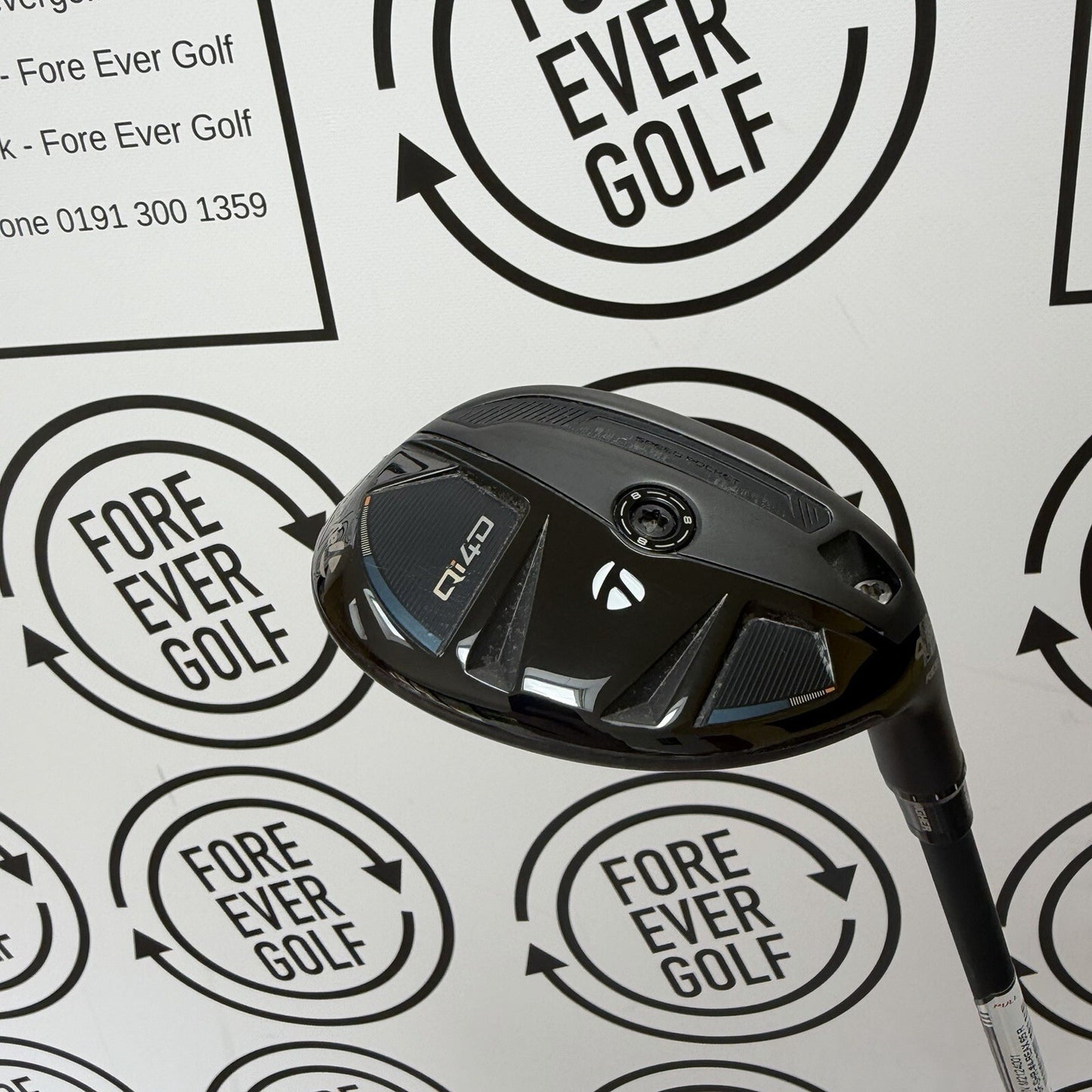 TAYLORMADE Qi4D 4 HYBRID / 22 Degree / RH / 65g Reg Flex / MINT USED