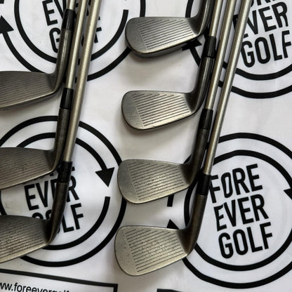 COBRA KING FORGED CB/MB BLACK IRONS / 4 - PW / 120g Stiff Flex / OK USED