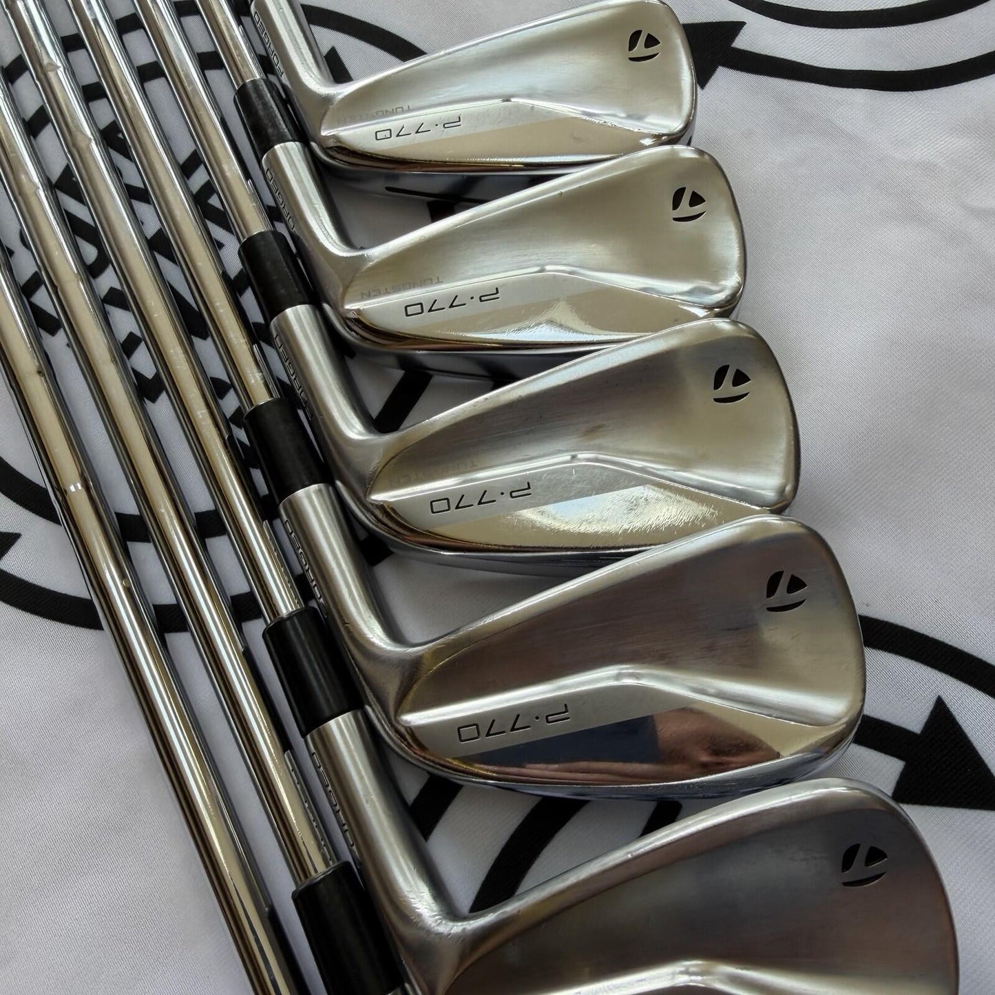 TAYLORMADE P770 IRONS (2020) / 4 - PW / Mens RH / 90g Reg Flex / V.GOOD USED
