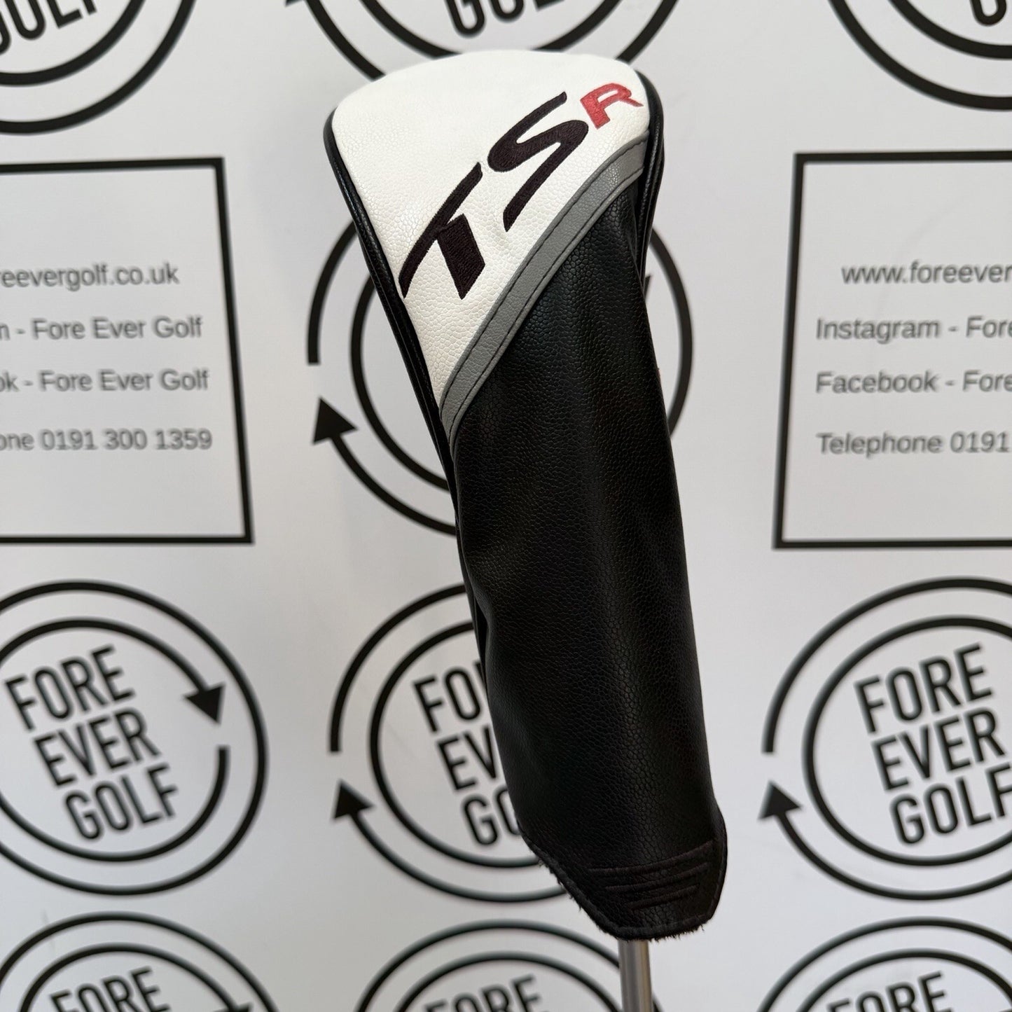 TITLEIST TSR2 3 WOOD / 15 Deg / RH / GRAPHITE DESIGN TOUR AD UB-7X Shaft