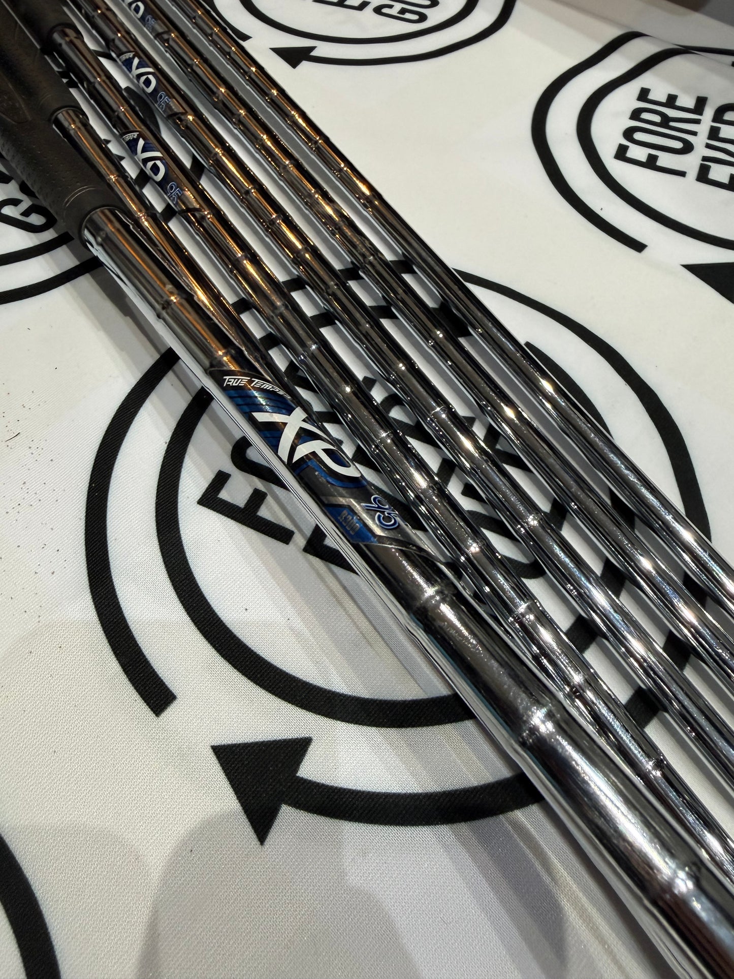 CALLAWAY ROGUE CF-18 IRONS / 5 - PW / 95g Reg Flex / RH