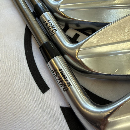 PXG 0211 ST IRONS / 5 - PW / 115g STEEL FIBER Shafts / RH / GOOD USED