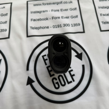 BUSHNELL TOUR V2 GOLF RANGE FINDER / GOOD USED