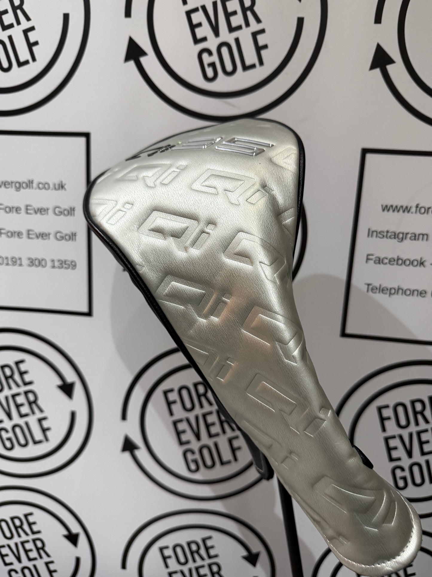 TAYLORMADE Qi35 DRIVER / 10.5 Deg / Mens RH / 60g Stiff Flex