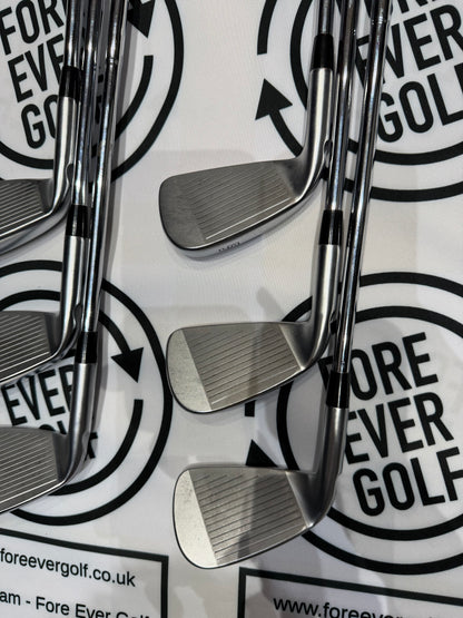 PING i210 IRONS / 5 - PW / RH / 100g Regular Flex / Black Dot