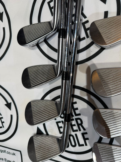 TITLEIST T100S IRONS (2021) / 4 - PW + 48 / RH S300 Stiff Flex