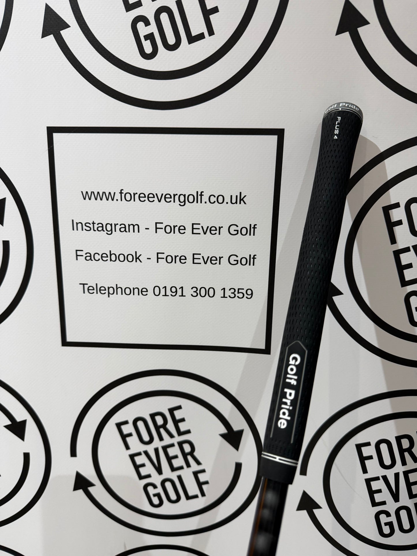 TAYLORMADE SIM2 DRIVER / 8 Degree / RH / 50g Stiff Flex