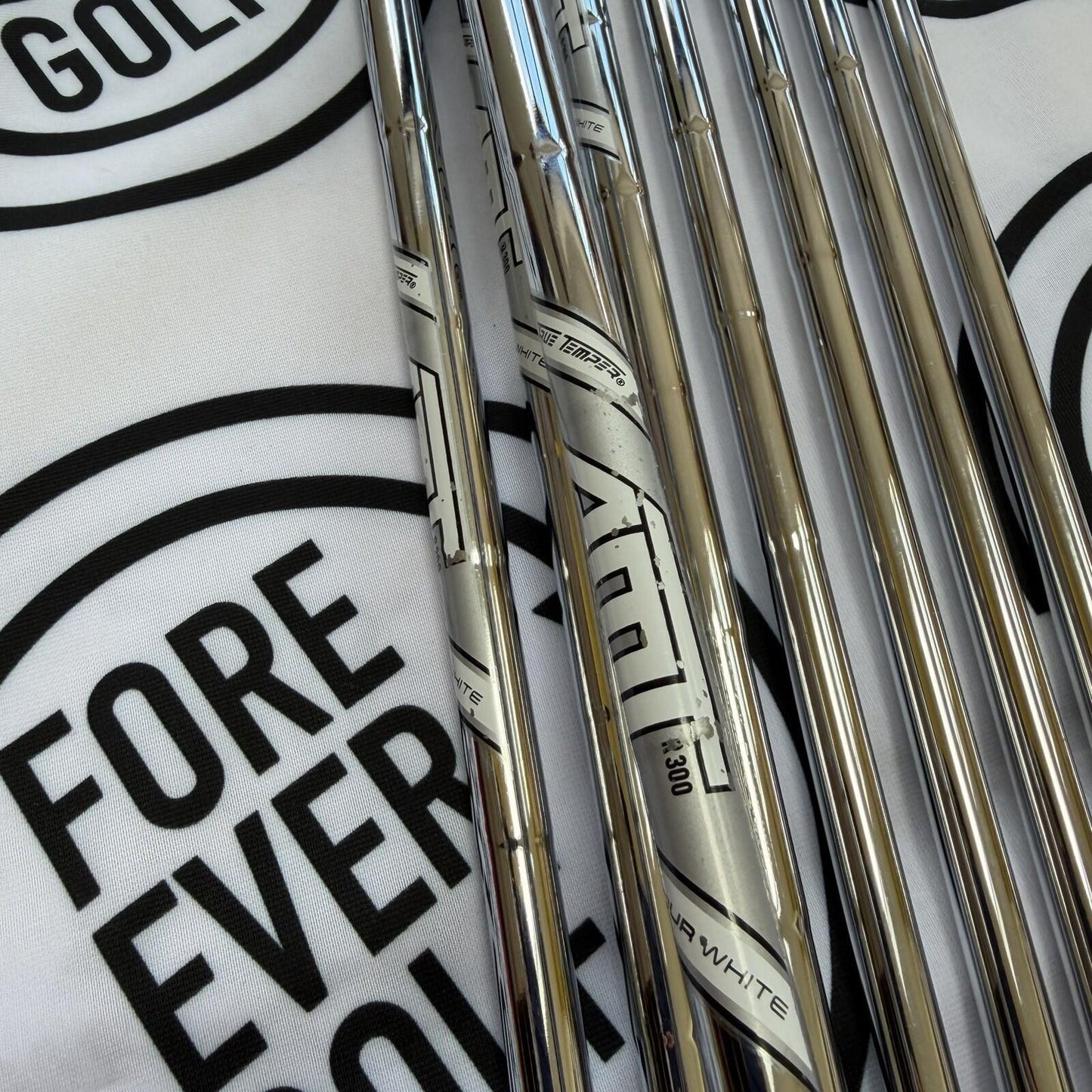 TITLEIST T100 (2021) IRONS / 3 - PW / Mens RH / AWT WHITE Reg Flex Shafts / VGC