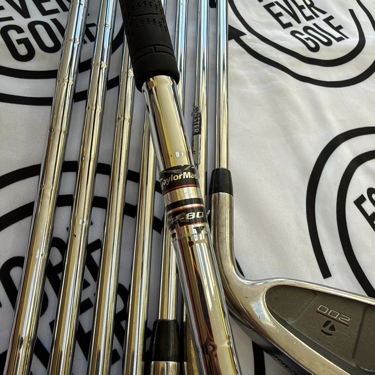 TAYLORMADE 200 STEEL IRONS / 4 - SW / Mens FH / 80g Reg Flex / GOOD USED