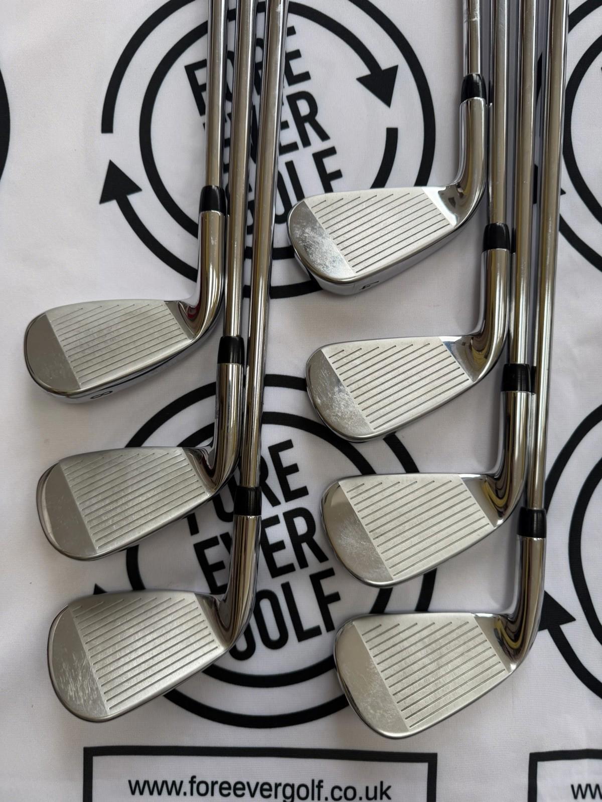 CALLAWAY ROGUE PRO IRONS / 4 - PW / 130g X-Stiff Flex / Mens RH / MINT USED