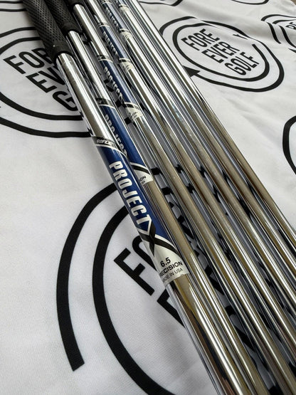 CALLAWAY ROGUE PRO IRONS / 4 - PW / 130g X-Stiff Flex / Mens RH / MINT USED