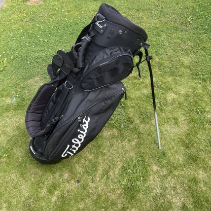 TITLEIST Golf Cary Bag / Black/White / 6 Way Divide / GOOD USED