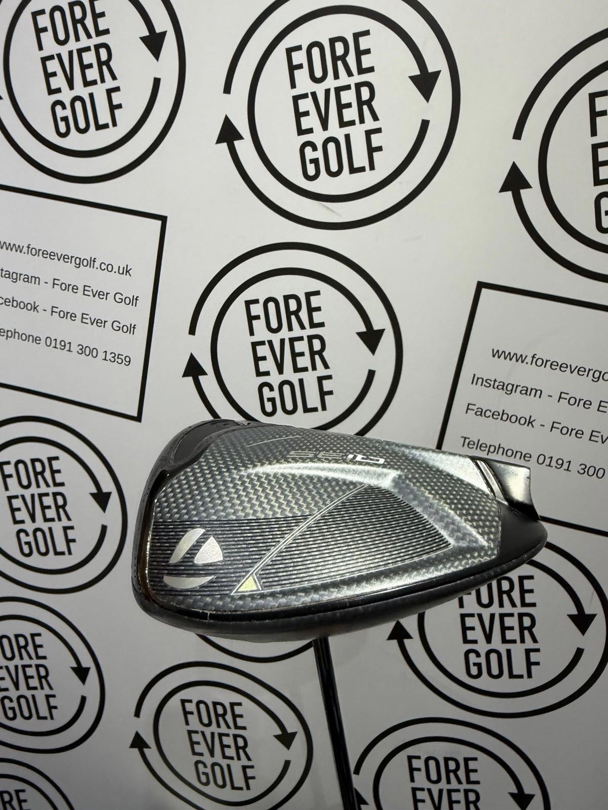 TAYLORMADE Qi35 DRIVER / 9 Deg / RH / ACCRA iW6 M3 Shaft / Reg Flex / MINT USED
