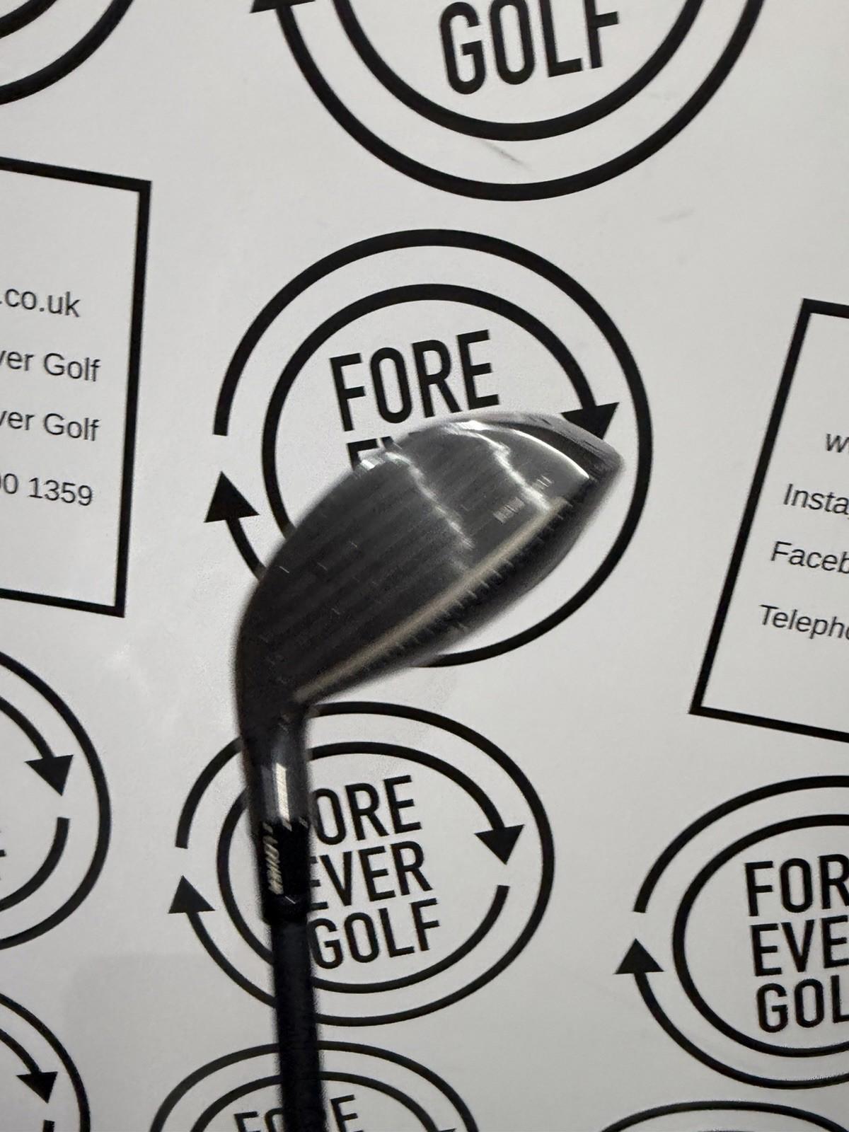 TAYLORMADE Qi35 5 WOOD / 18 Degree / RH / 75g Stiff Flex / MINT USED