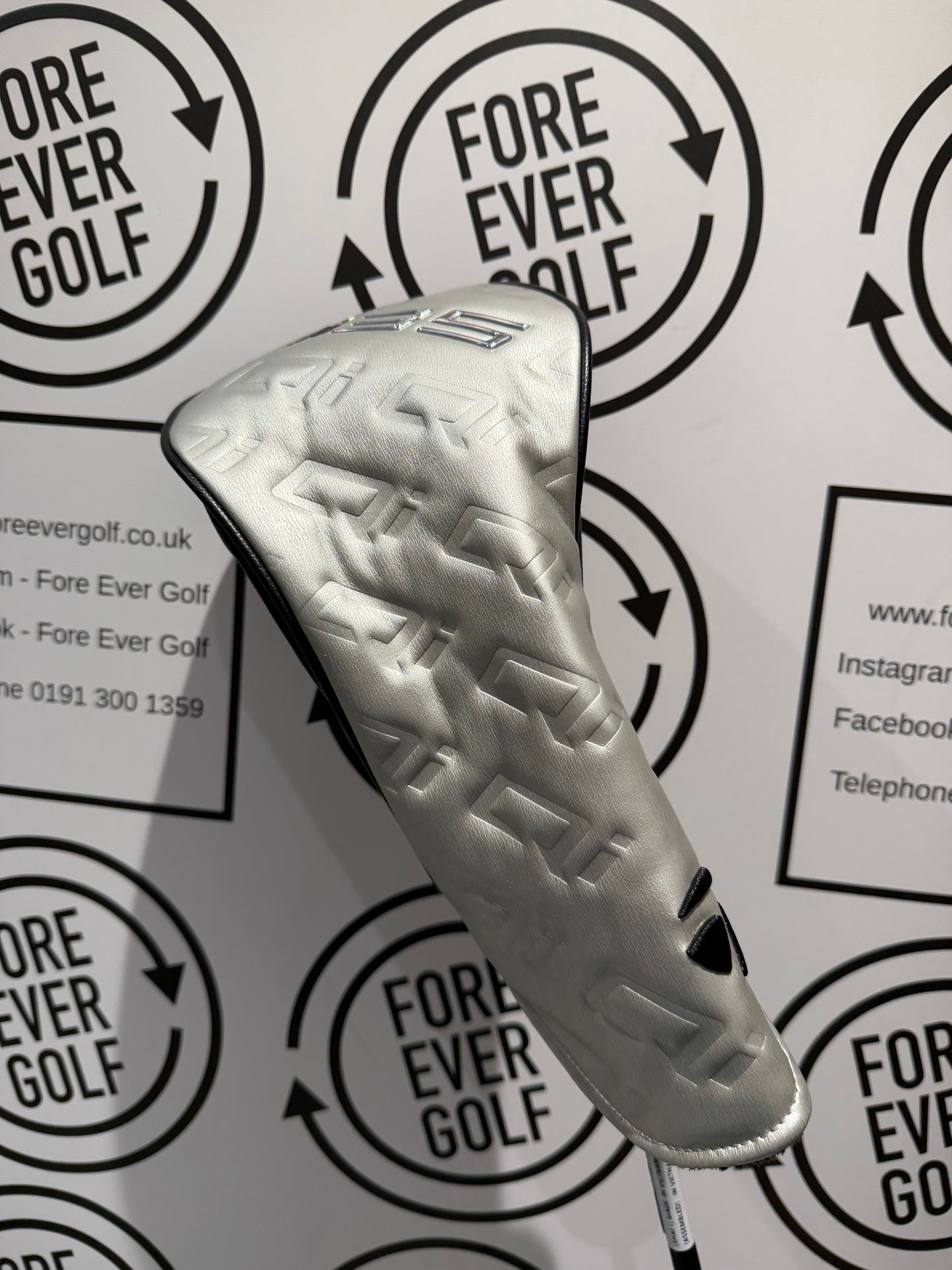 TAYLORMADE Qi35 DRIVER / 9 Degree / RH / 60g Stiff Flex