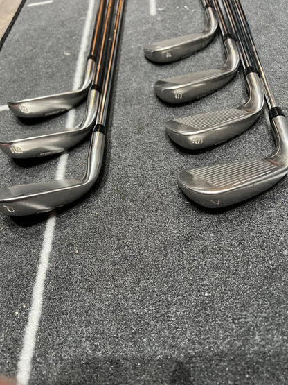 COBRA AMP CELL S IRONS (4 - PW), Mens RH, Regular Flex