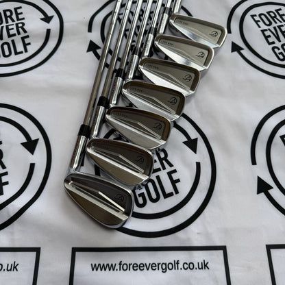 TAKOMO 201 IRONS / 4 - PW / Mens RH / 90g Reg Flex / MINT USED