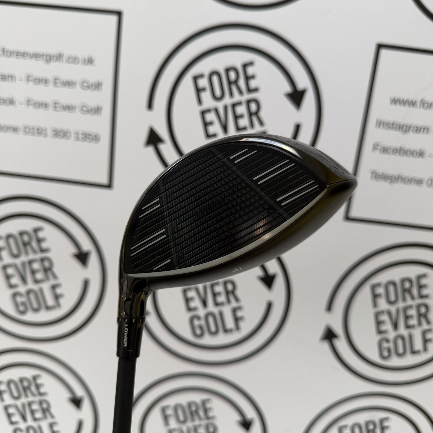 TAYLORMADE Qi4D DRIVER / 9 Degree / RH / 50g Stiff Flex / MINT USED