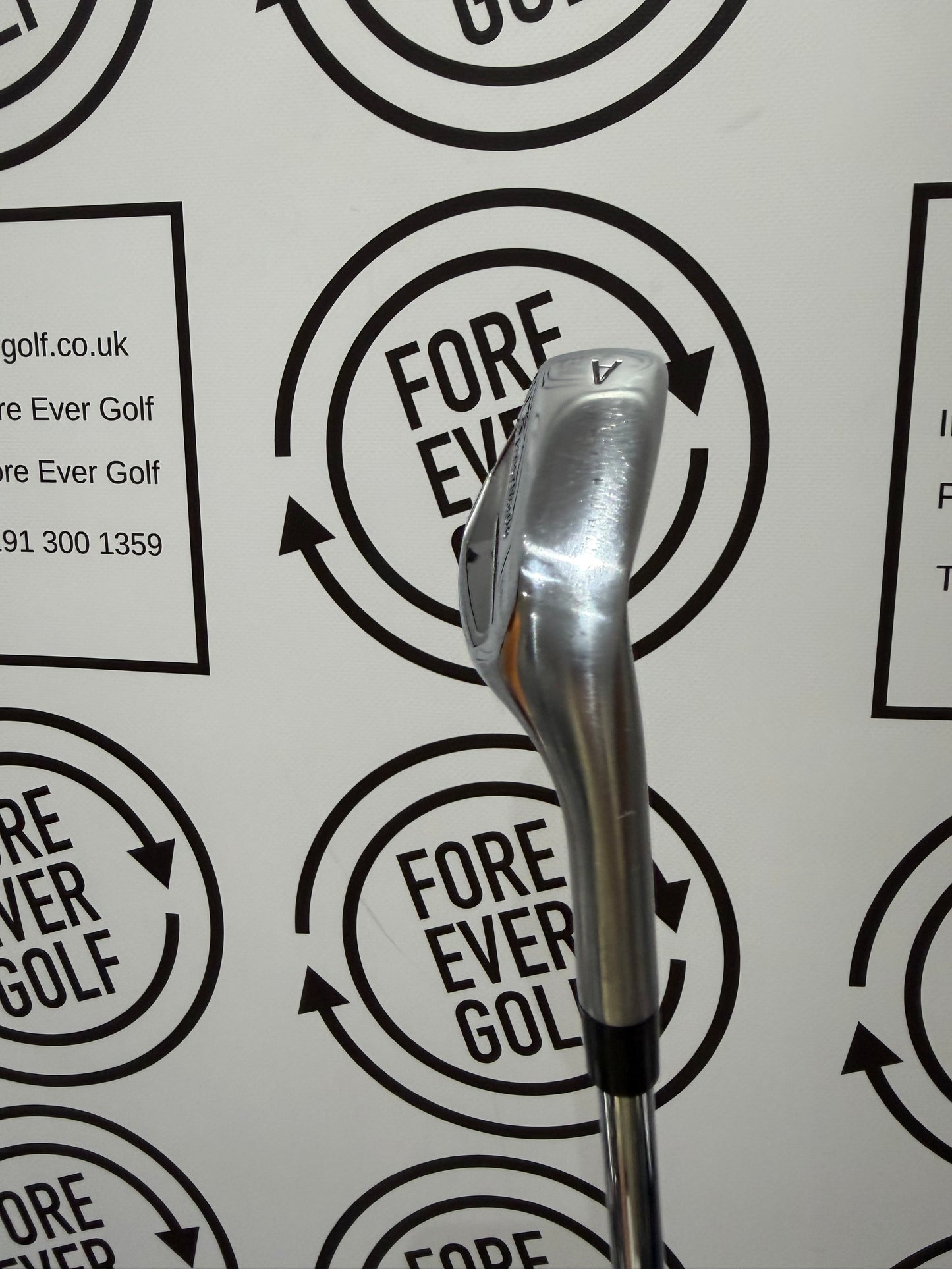 TAYLORMADE Qi GAP WEDGE / RH / 85g Stiff Flex