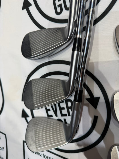 PING i210 IRONS / 5 - PW / RH / 100g Regular Flex / Black Dot