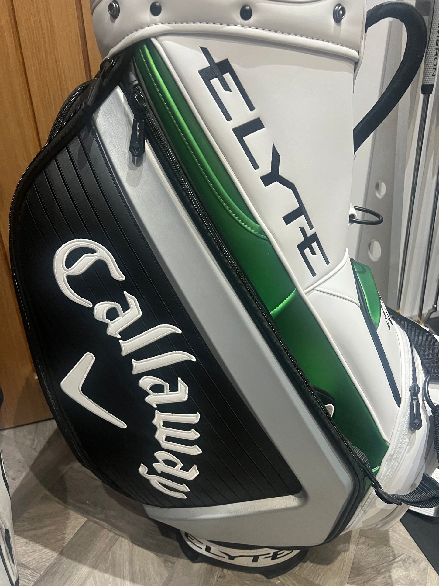 CALLAWAY ELYTE TOUR BAG / Black/Grey/Green/White / 6 Way Divide