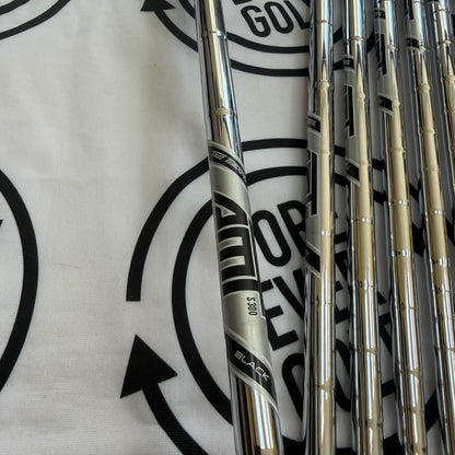 TITLEIST T100 (2023) IRONS / 4 - PW / Mens RH / AMT Black / Stiff Flex / V.GOOD