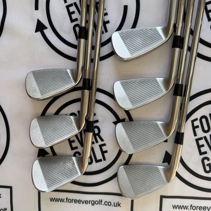 PING i230 IRONS / 4 - PW / Black Dot / Mens RH / 98g Reg Flex / V.GOOD USED