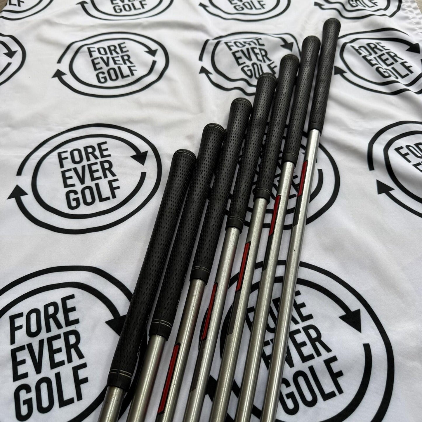 COBRA KING FORGED CB/MB BLACK IRONS / 4 - PW / 120g Stiff Flex / OK USED
