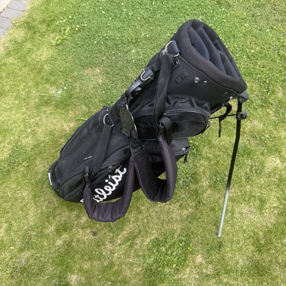 TITLEIST Golf Cary Bag / Black/White / 6 Way Divide / GOOD USED