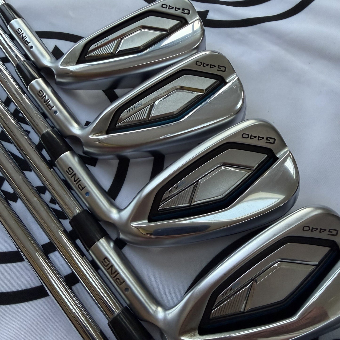 PING G440 IRONS / 6 - UW / RH / Blue Dot / AWT 3.0 Reg Flex / V.GOOD USED