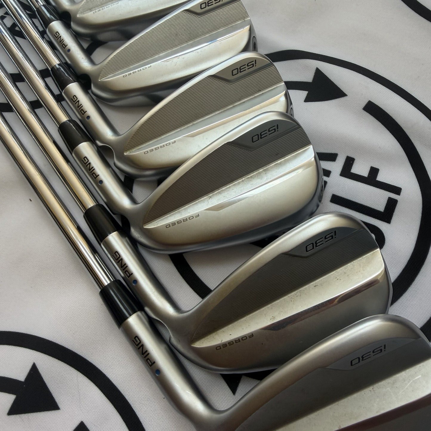 PING i530 IRONS / 6 - UW / Blue Dot / Mens RH / Regular Flex / V.GOOD USED