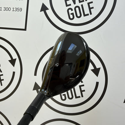 TAYLORMADE Qi10 3 HYBRID / 19 Deg / Mens RH / 70g Stiff Flex / FAIR USED
