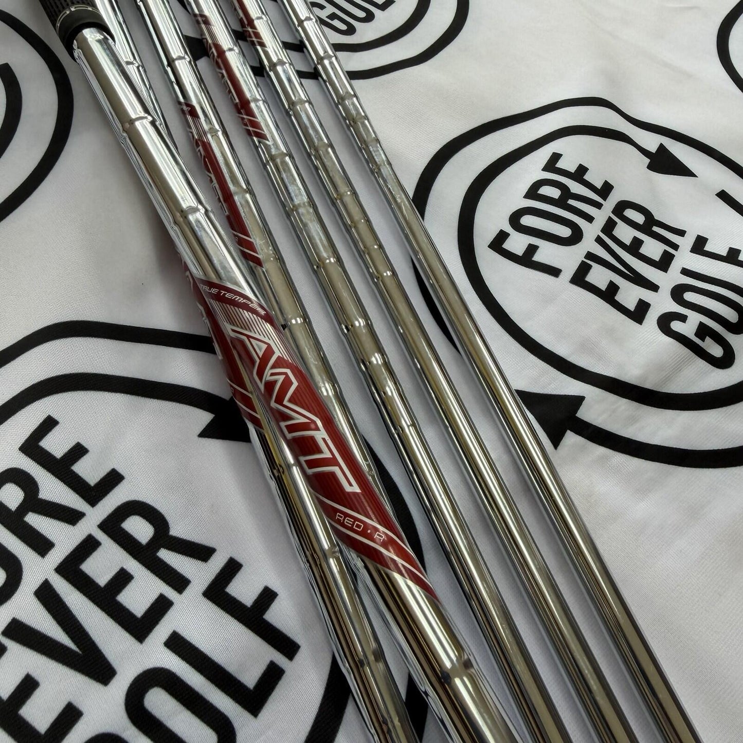 TITLEIST T350 (2025) IRONS / 5 - PW / Mens RH / RED AWT Reg Flex Shafts / MINT