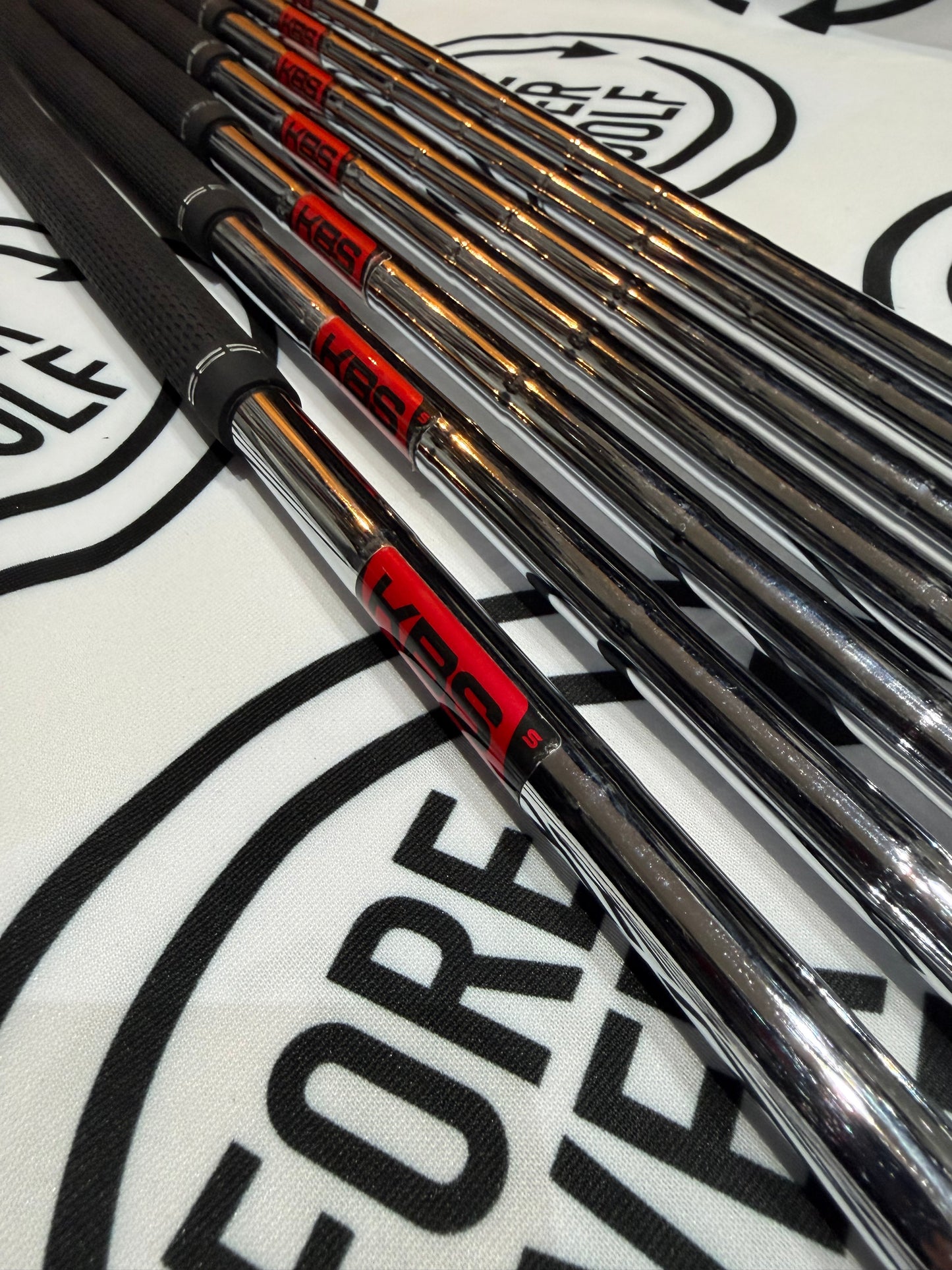 TAYLORMADE P770 (2023) IRONS / 4 - PW / TOUR FST Stiff Flex / RH