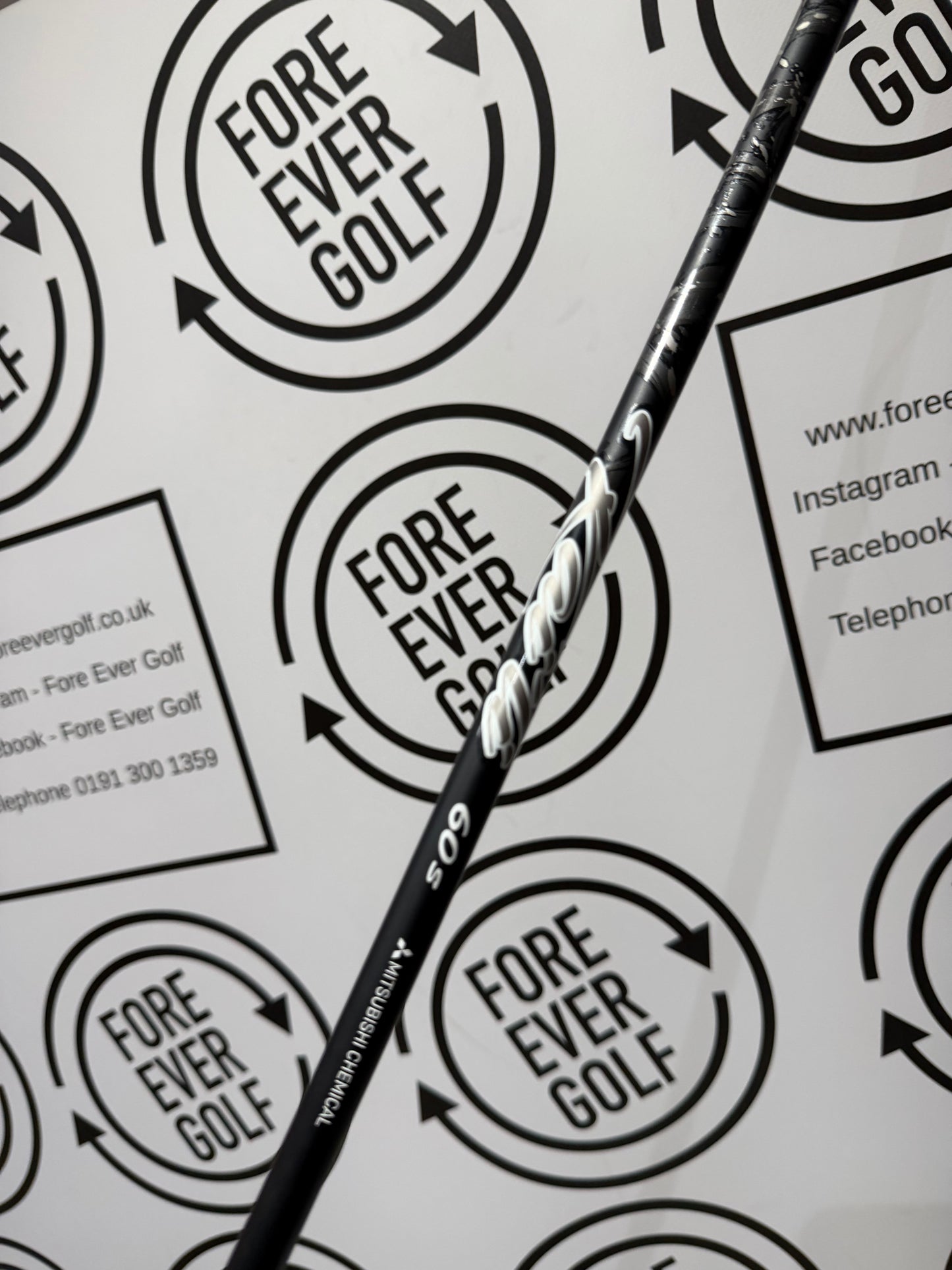 TAYLORMADE SIM MAX DRIVER / 10.5 Deg / Mens RH / 60g Stiff Flex