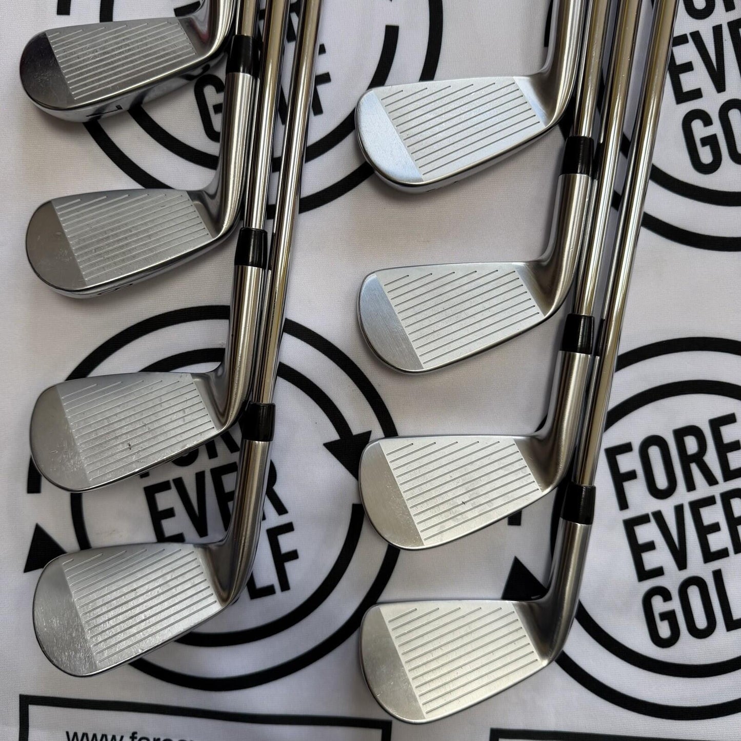 TITLEIST T100 (2021) IRONS / 3 - PW / Mens RH / AWT WHITE Reg Flex Shafts / VGC