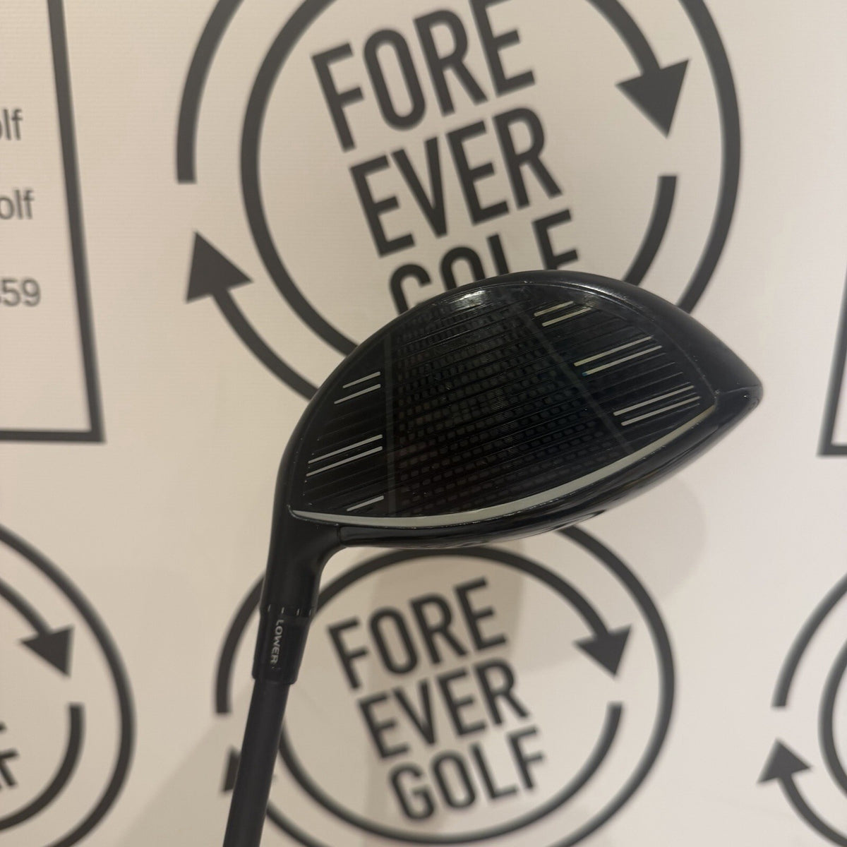TAYLORMADE Qi4D SHADOWFALL DRIVER / 10.5 Deg / RH / 50g Reg Flex / GOOD USED