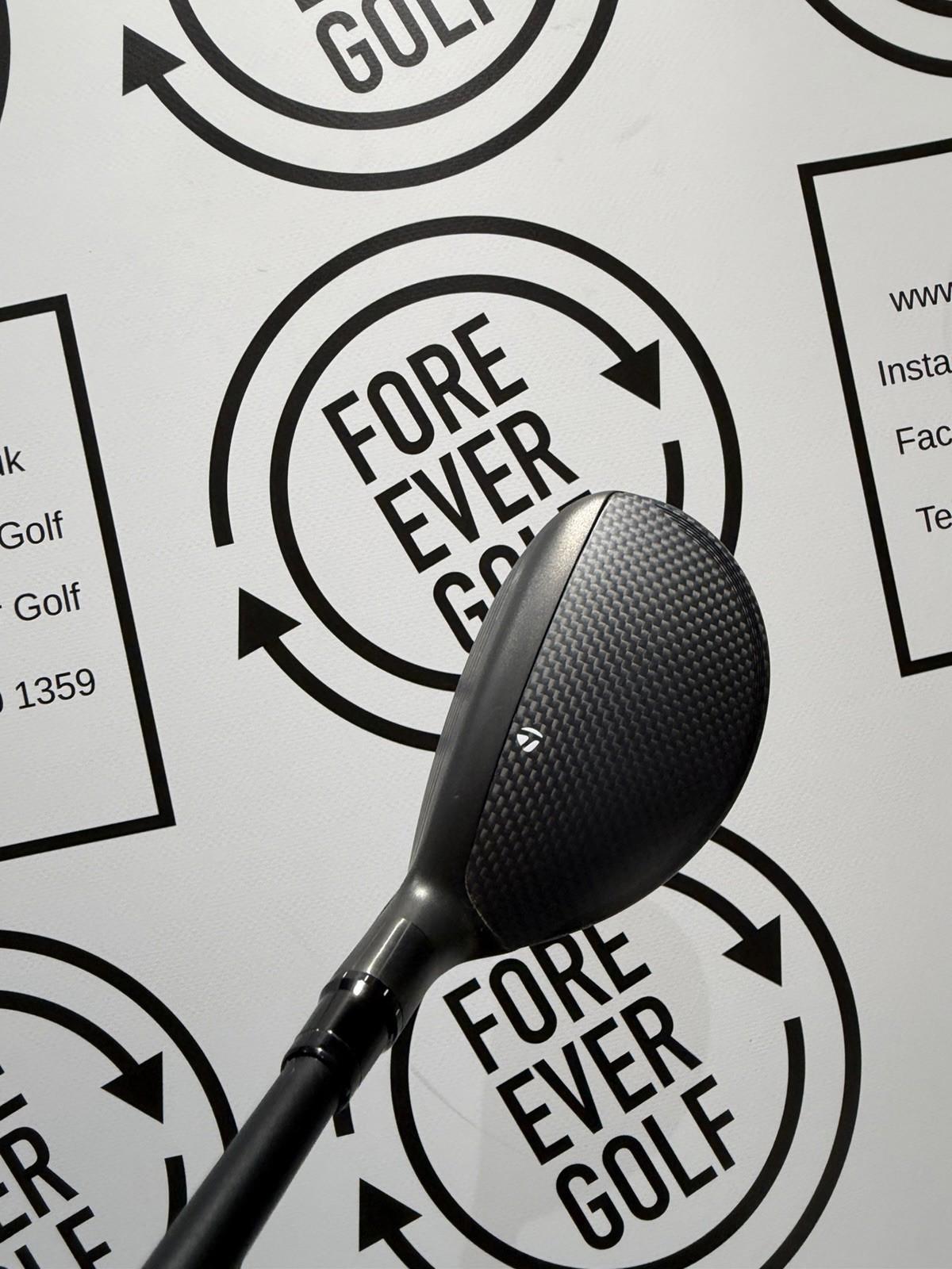 TAYLORMADE Qi35 4 HYBRID / 22 Degree / RH / 70g Stiff Flex / V.GOOD USED