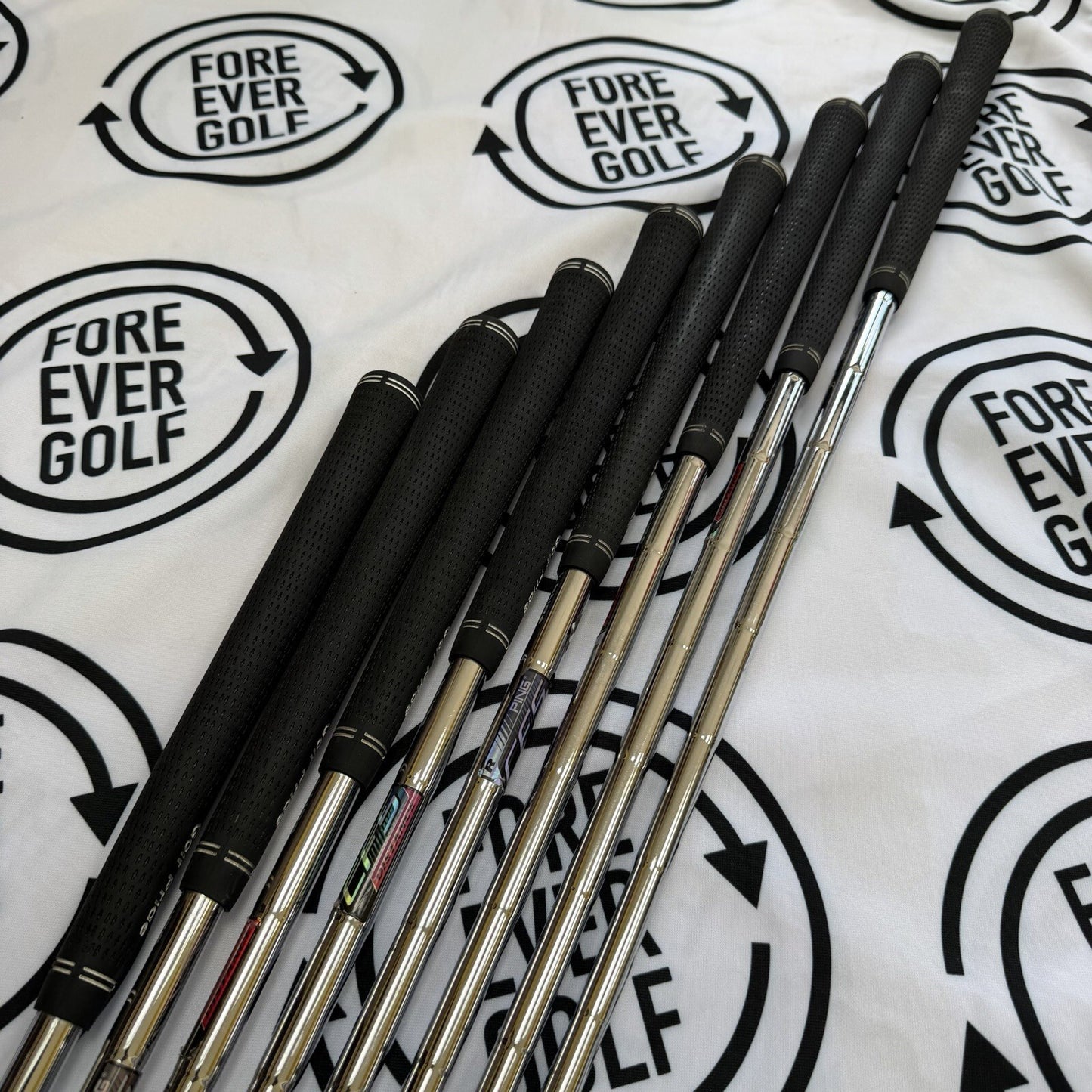 PING G30 IRONS / 4 - PW + UW / RH / Regular Flex / Black Dot / GOOD USED