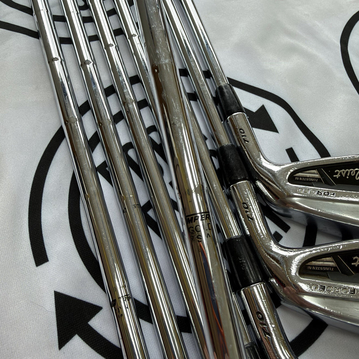 TITLEIST AP2 710 IRONS / 3 - PW / Mens RH / Stiff Flex / FAIR USED