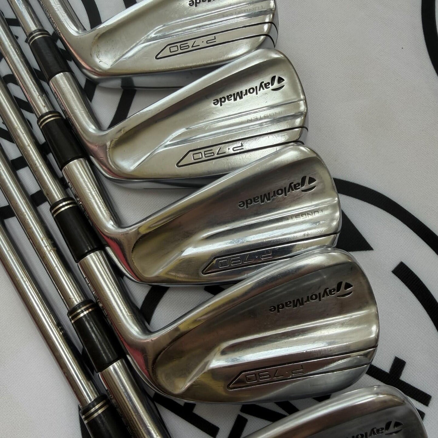 TAYLORMADE P790 (2017) IRONS / 5 - PW / Mens RH / Stiff Flex / GOOD USED